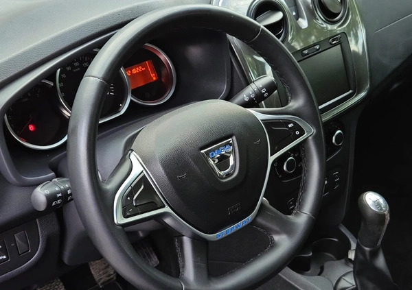 Dacia Logan cena 33300 przebieg: 121000, rok produkcji 2019 z Krotoszyn małe 326